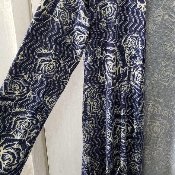 NWT Blue Cabbage Patch Rose Cardigan - Picture 3 of 6